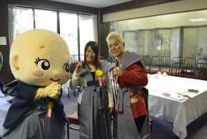 イオお姉ちゃんと、神取忍さんだよ!